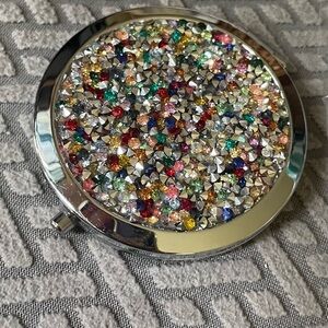 Compact Mirror